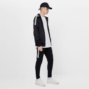 B.E.R.S.H.K.A - Men Jogging With Side Stripes Trouser BR140